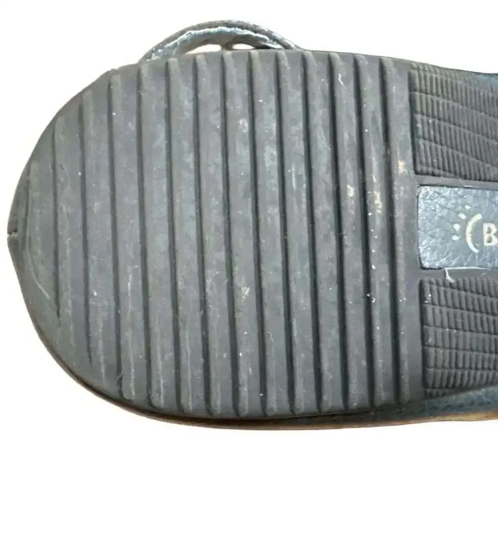 BareTraps women’s black